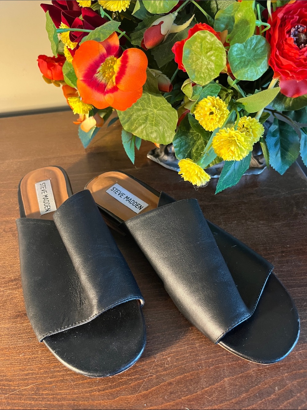 Steve Madden Black Wide-Strap Slide Mules